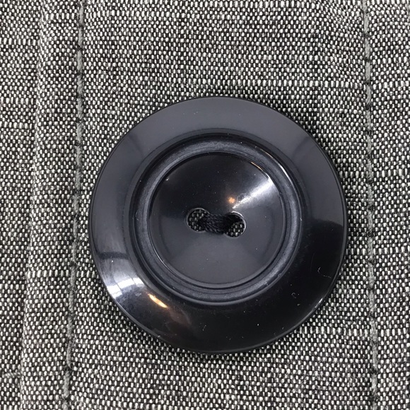 kensie Green Mini Skirt with Button Accents, 10 - Picture 6 of 12